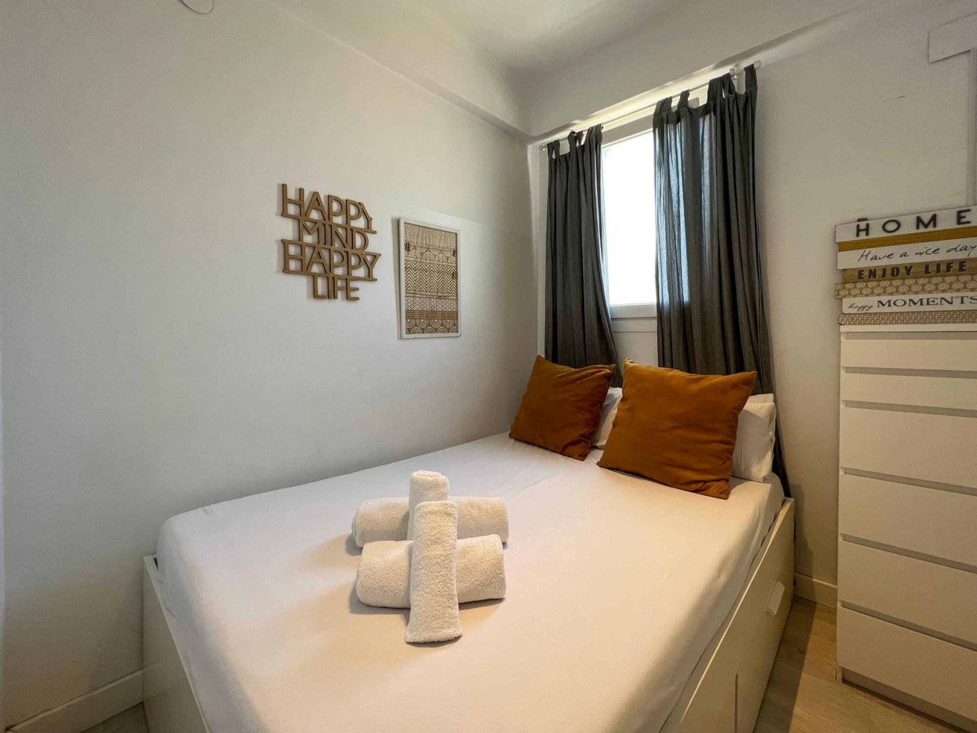 Stay U-Nique Apartments Seneca Barcelona Ngoại thất bức ảnh